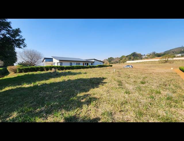 900M² VACANT LAND FOR SALE IN MONTROSE